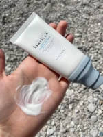 SKIN1004 Madagascar Centella Hyalu-Cica Water-Fit Sun Serum SPF50+ PA++++ - Image 2